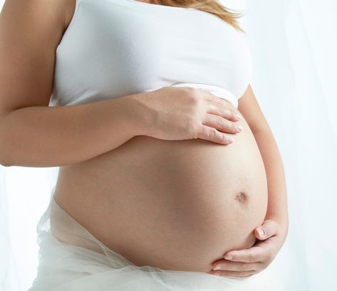 Embarazadas no Transmiten Coronavirus a sus Bebes: