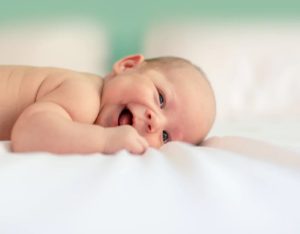 tratamiento frenillo corto en bebes