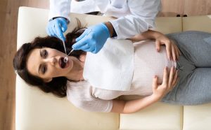implantes dentales en el embarazo