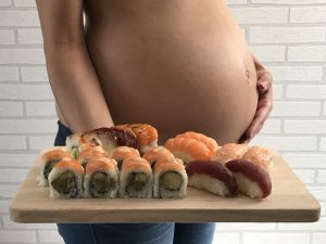 comer sushi en el embarazo